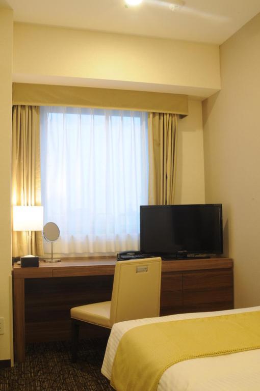 Hotel Sunroute Kumagaya Station photo 1