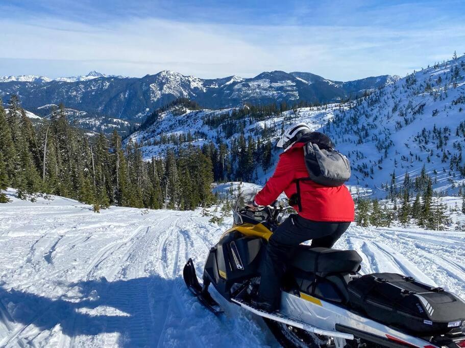 Walk-In Skiing/Tubing Across at Summit East photo 4