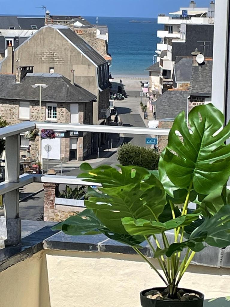 Grand studio Clémenceau Vue mer 3 étoiles
