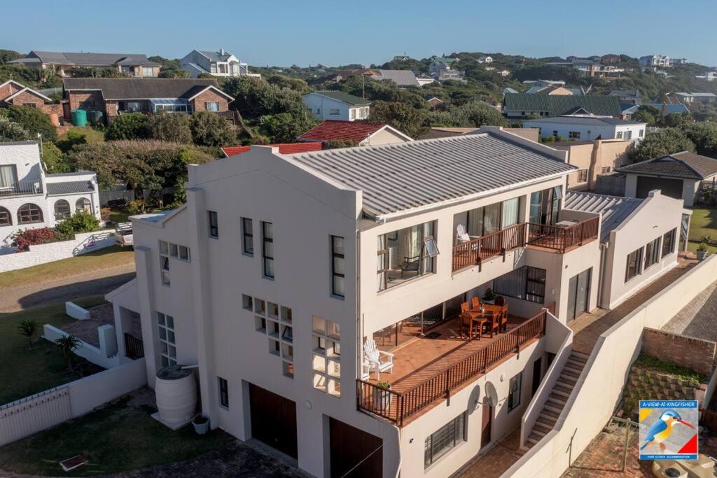 Double-Story Holiday Home with Pool & Seaview photo 1
