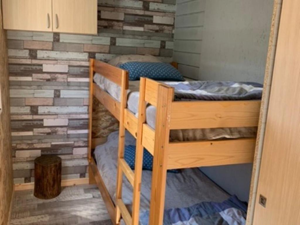 Chalet de 2 chambres avec jardin a Saint Leger les Melezes photo 4