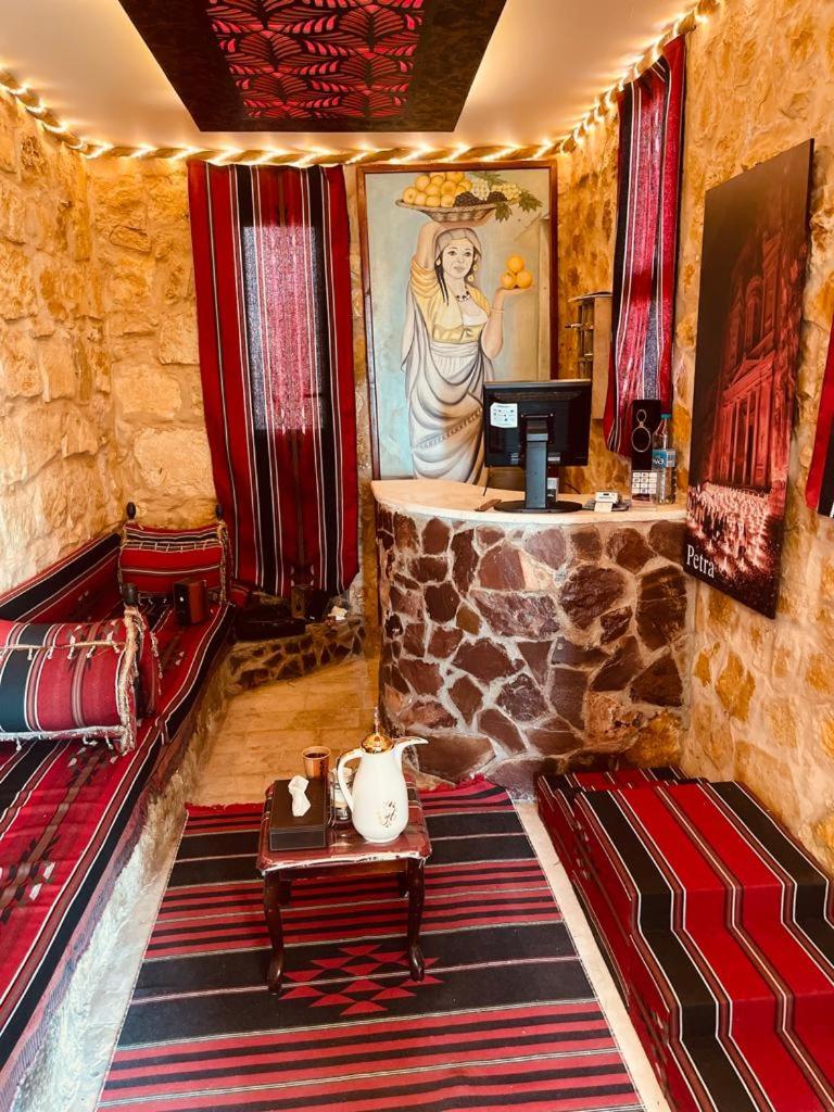 Petra fort hotel photo 2
