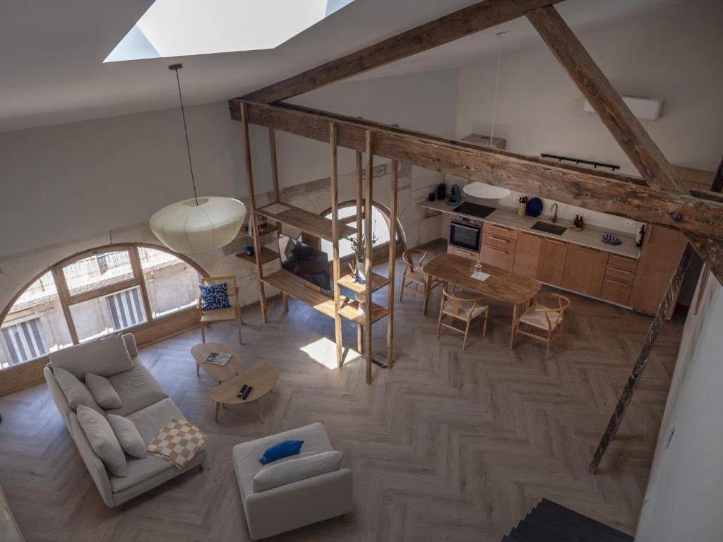 LE NID BLEU Duplex en plein centre photo 1