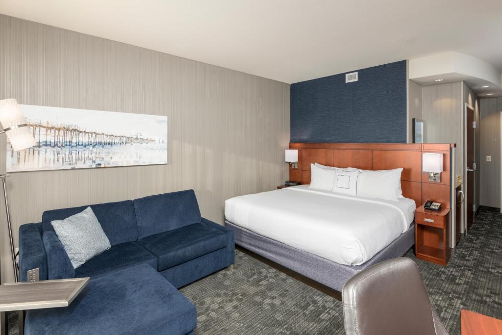 Courtyard by Marriott San Diego Oceanside photo 3