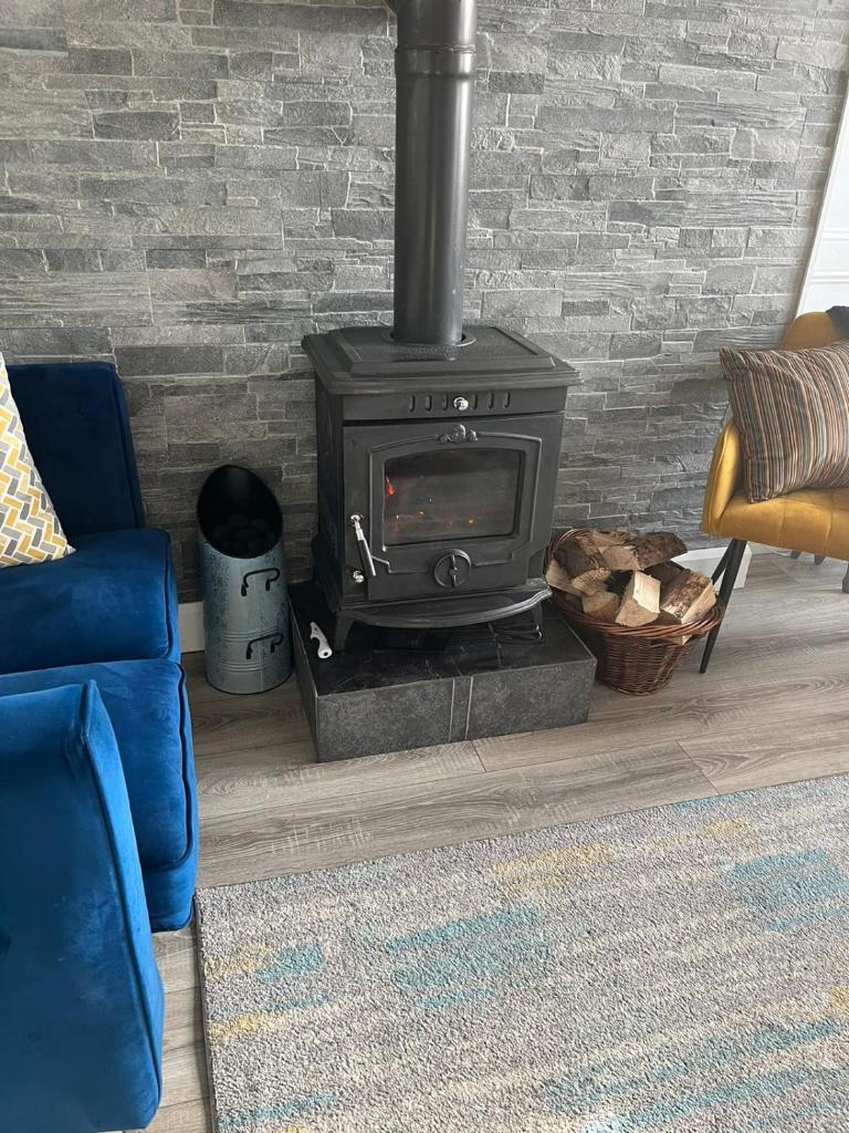 Glenhill - Newly renovated in a unique location photo 3