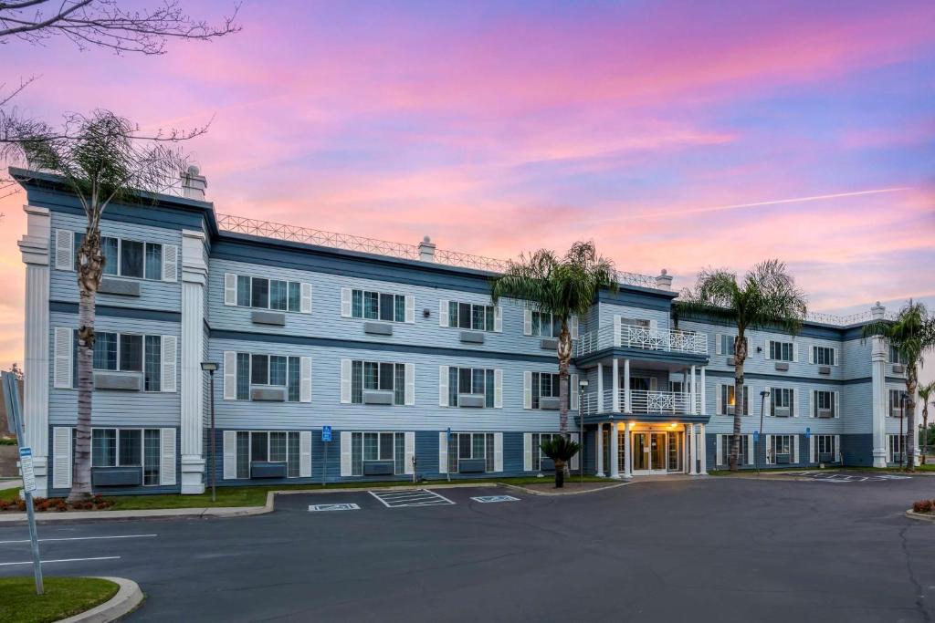 Best Western Colonial Inn image