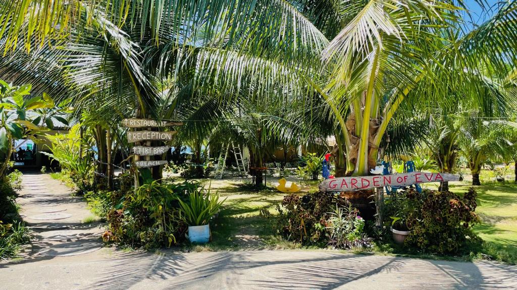 Footprints Beach Resort photo 2
