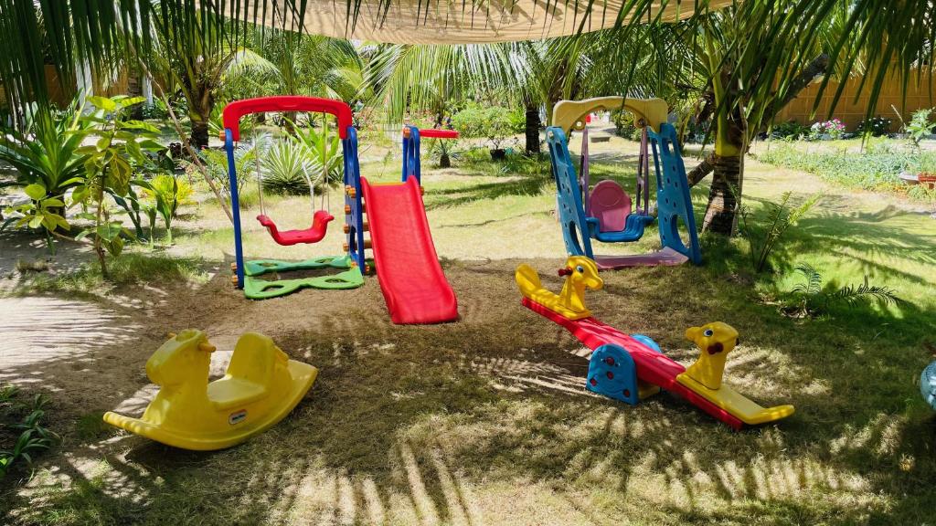 Footprints Beach Resort photo 4