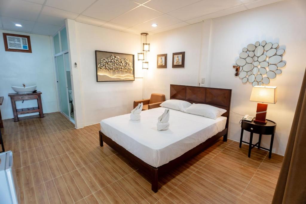 MADISON GARDEN AND RESIDENCES photo 2