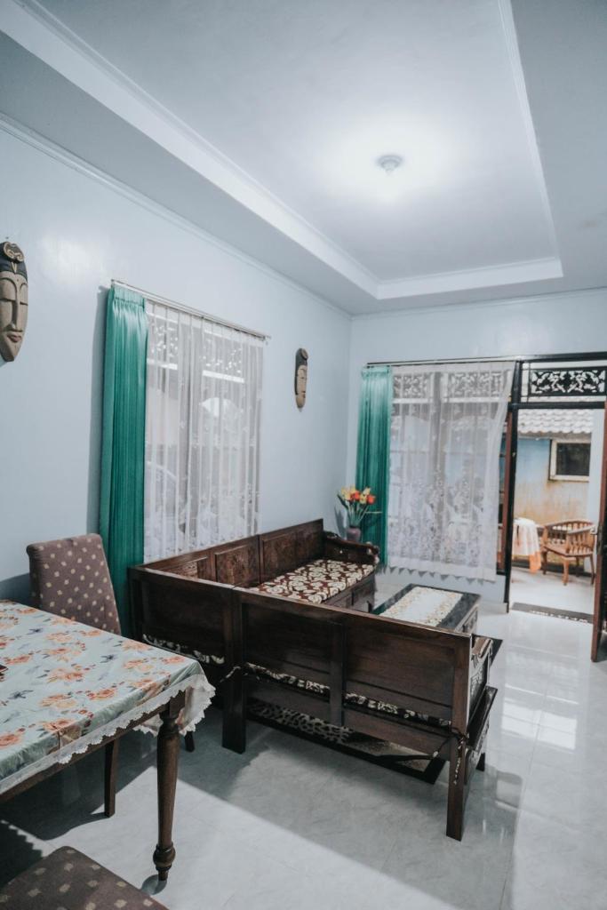 Agus Hidden Homestay - Banjar Sweet Village-Ijen photo 3