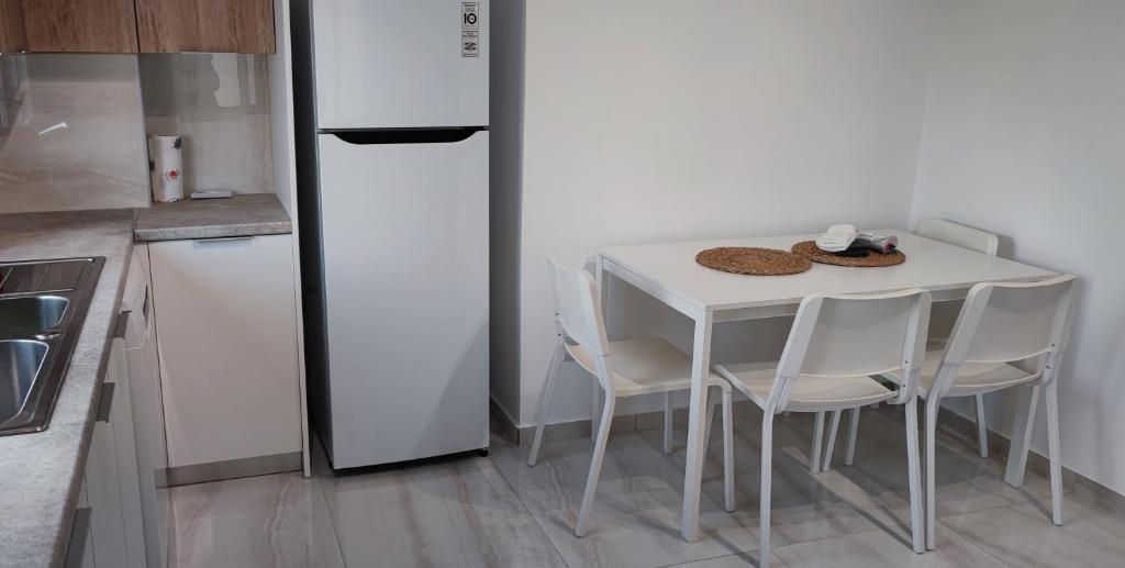 Ellas Modern Duplex City Center photo 4
