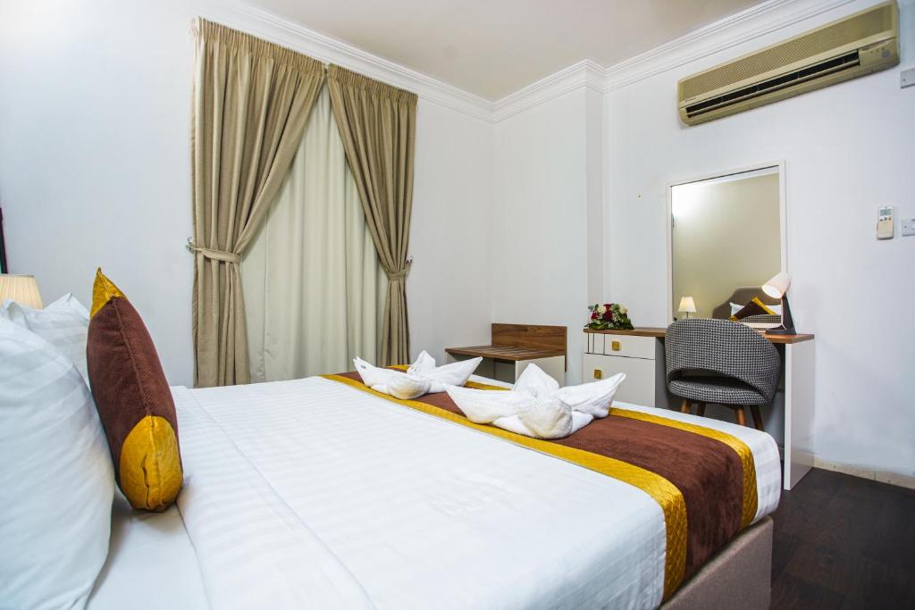 La Villa Suites Hotel photo 2
