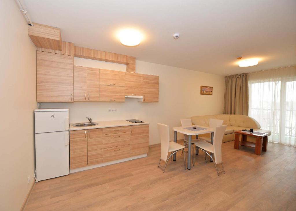 Bears Apartments photo 3