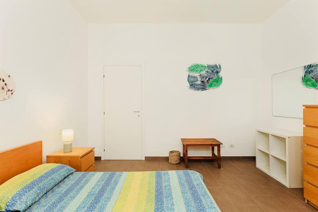 Spacious new 2 bdr walk-out apartment photo 3