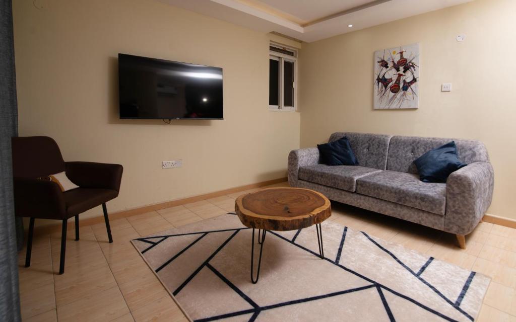 Olori Flats photo 2