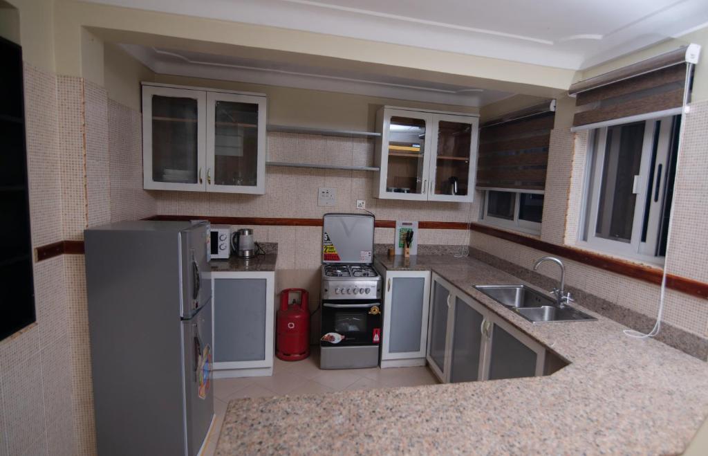 Olori Flats photo 4