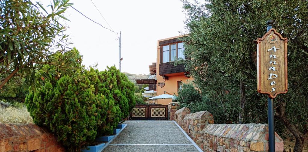 AnnaDes Apartments & Studios Chios photo 4