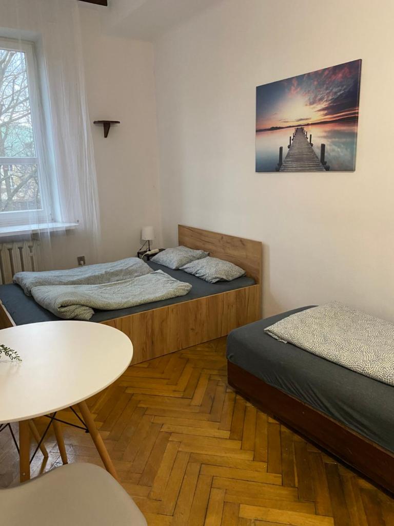 Classy Rooms in Old Town - Tap to explore photos