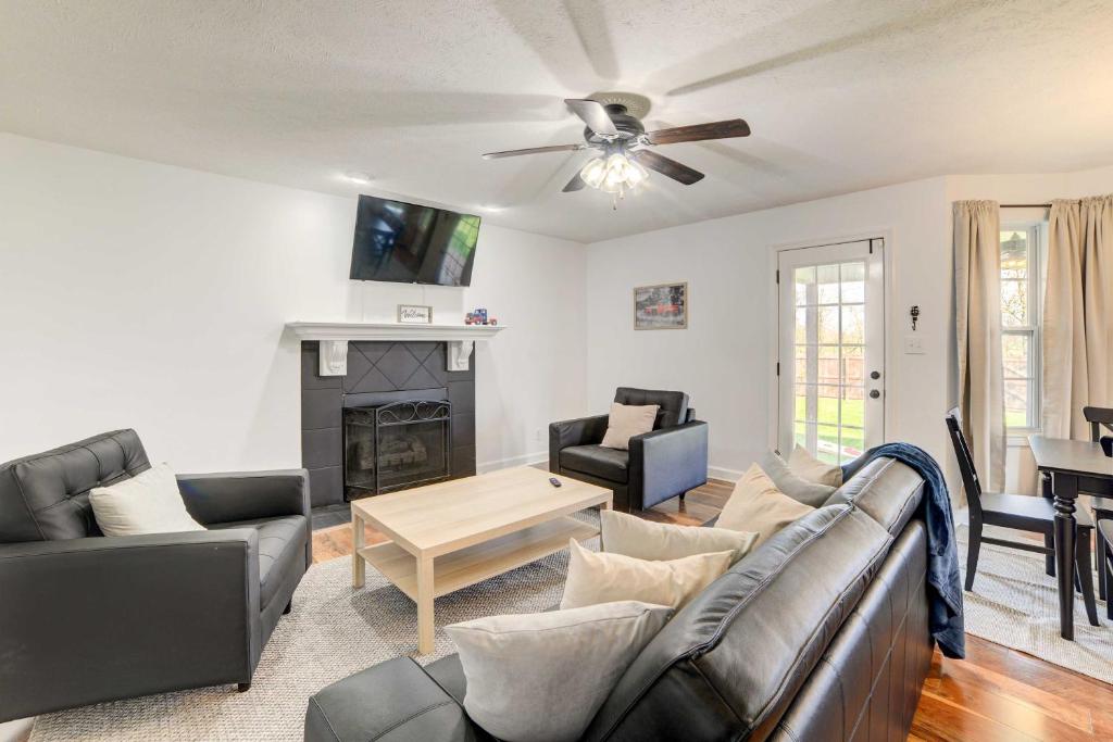 Family-Friendly Clarksville Vacation Rental! photo 3