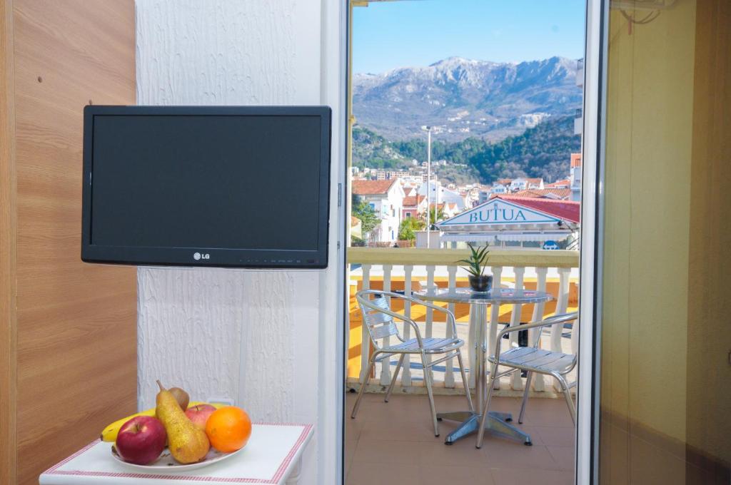 Двухместный (Двухместный номер с 1 кроватью и балконом), Budva Inn Guest House