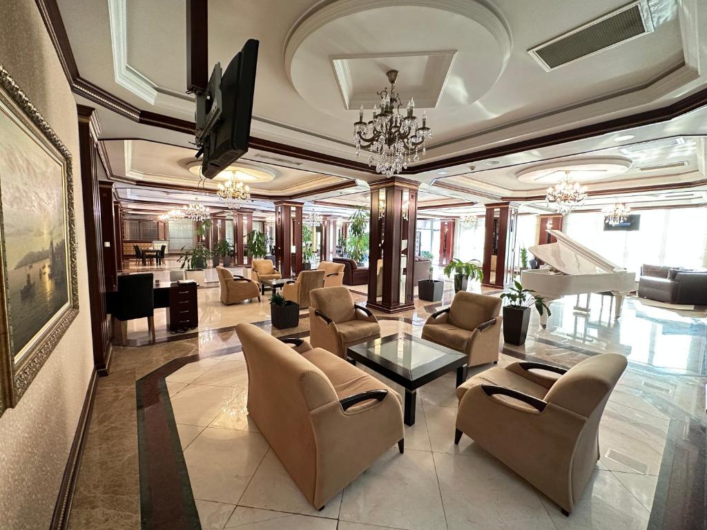 Modern Hotel photo 4