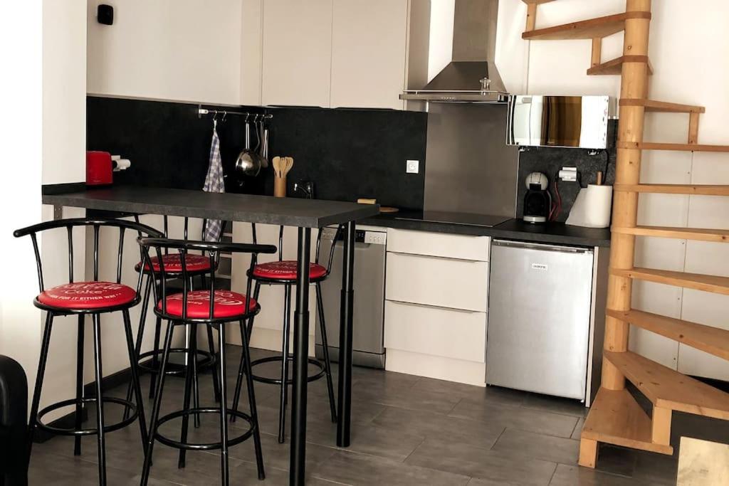 petit logement Crecy la chapelle photo 4