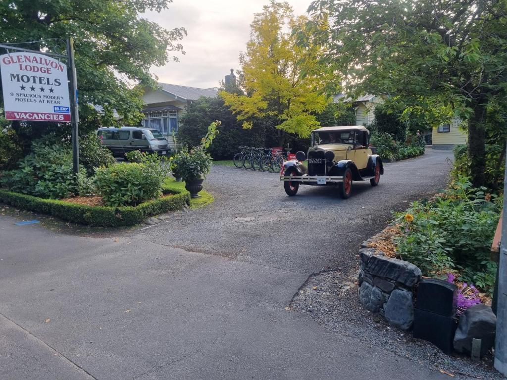 Glenalvon Lodge Motel photo 1