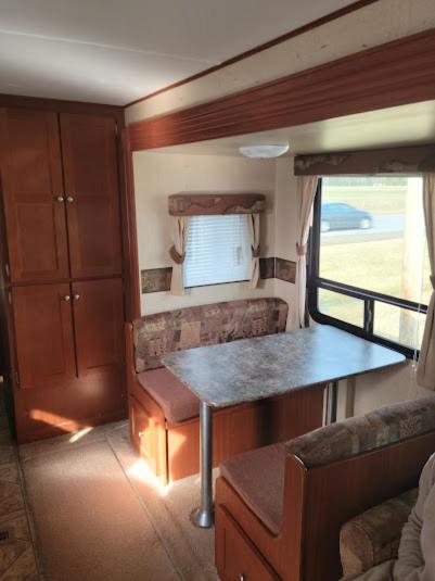 Lakeshore Glamping Camping 238 photo 4