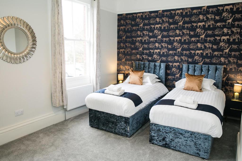 The Woolpack York - Unforgettable Group Getaway in Central York - Tap to explore photos
