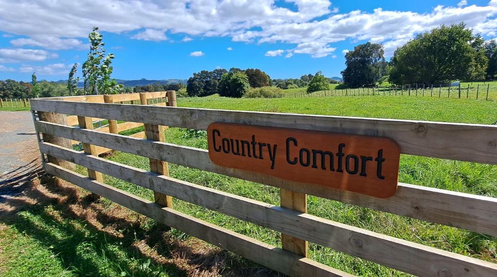 Country Comfort photo 2