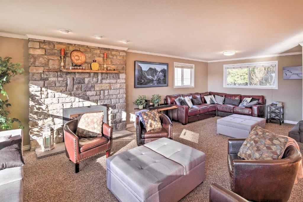 Stunning Kent Lake House with Private Dock! photo 2