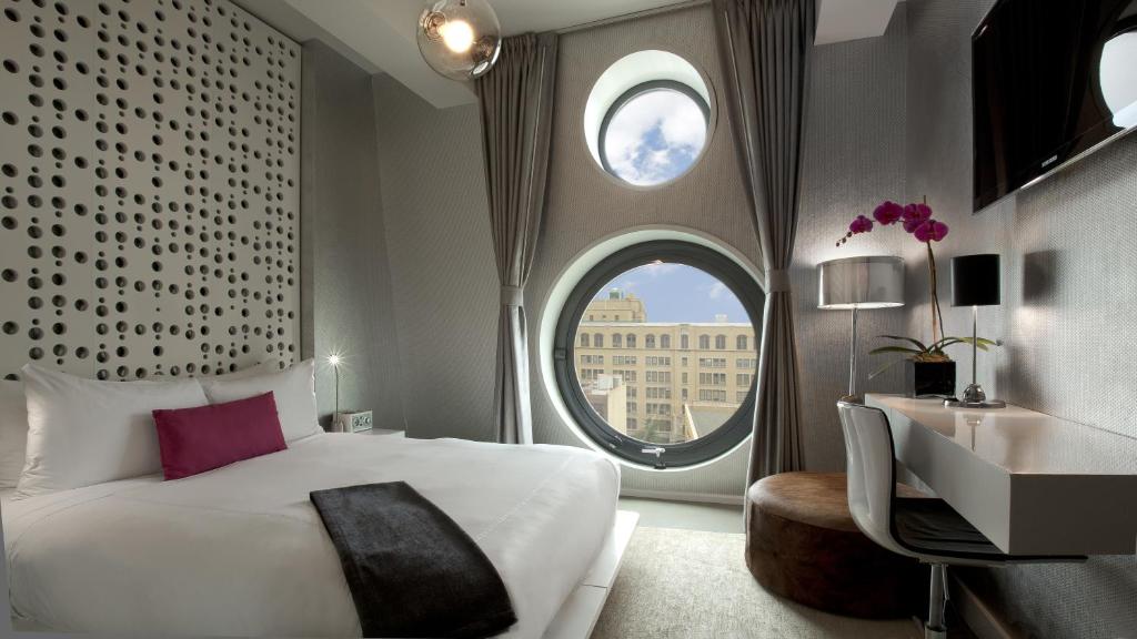 Двухместный (Номер с кроватью размера «queen-size»), Dream Downtown