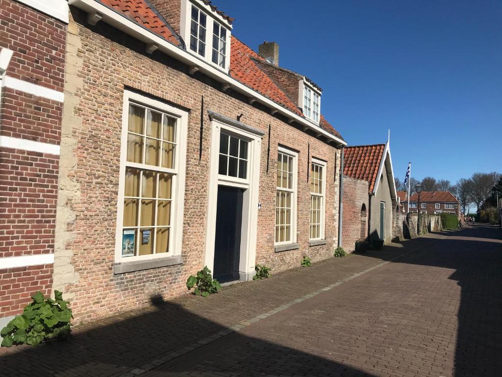 Tuinkamer in Monumentaal pand photo 2