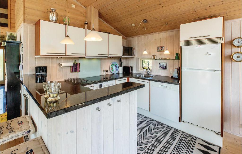 Stunning Home In Sklskr With 3 Bedrooms, Sauna And Wifi photo 3