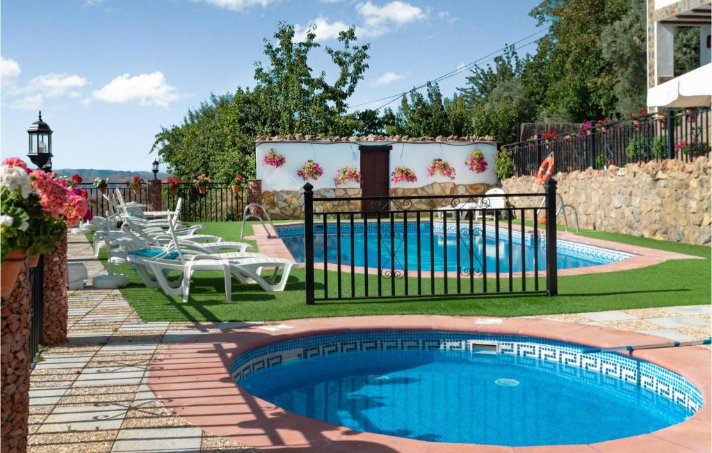 Beautiful Home In Mecina Bombarn With Outdoor Swimming Pool, Wifi And 2 Bedrooms photo 2