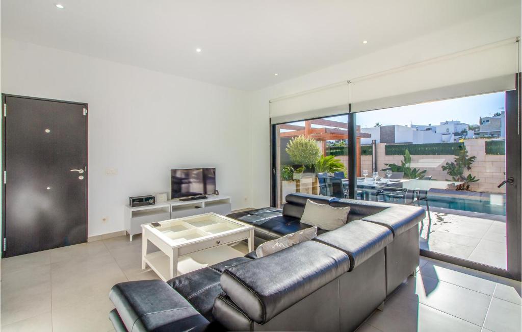 Stunning Home In Polop De La Marina With Outdoor Swimming Pool, 3 Bedrooms And Swimming Pool photo 3