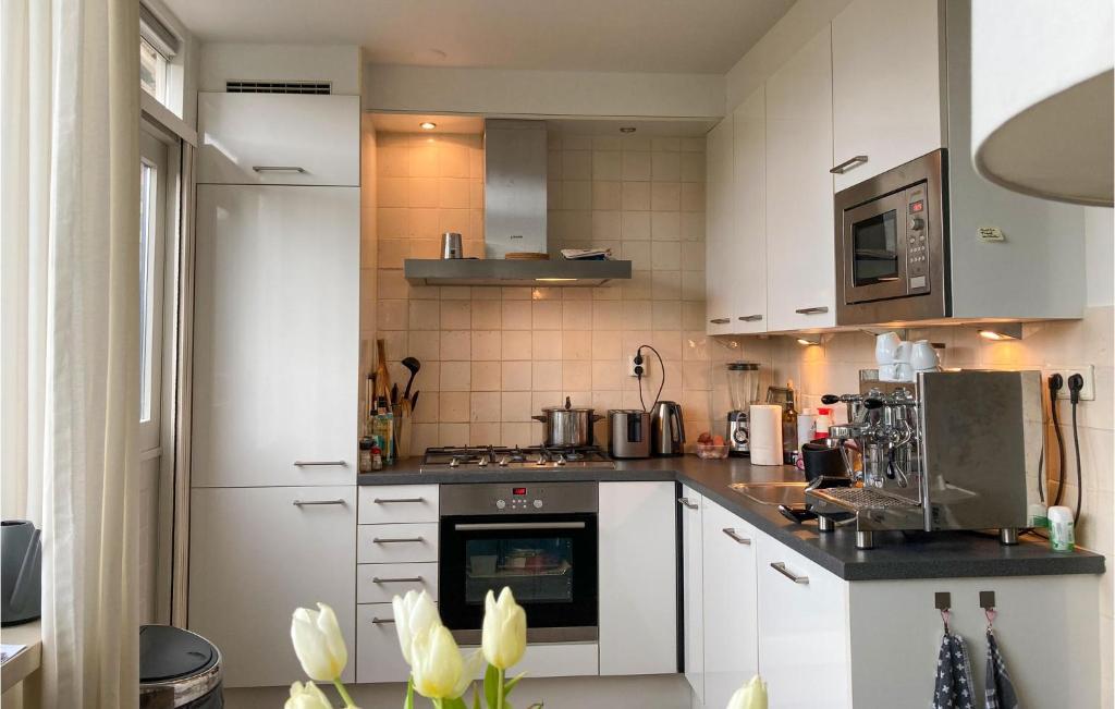 Nice Home In Bergen With Wifi And 2 Bedrooms photo 3