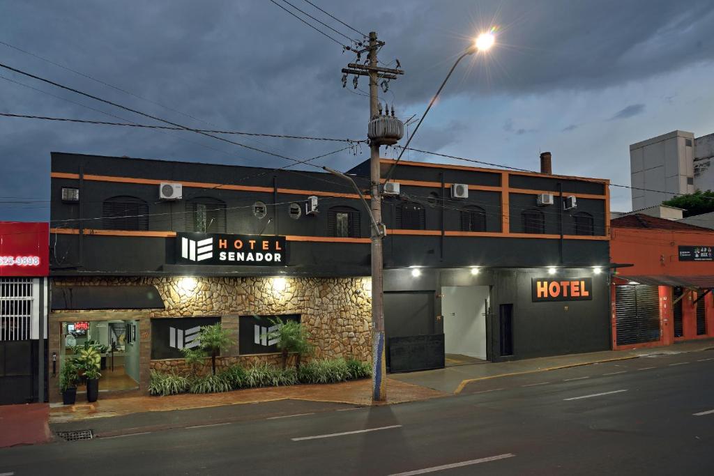HOTEL SENADoR