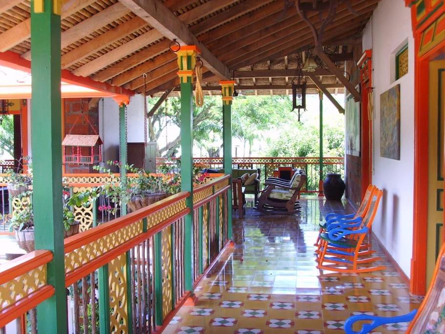 Casa Guayaquil en el Parque Principal Cauca Viejo photo 4