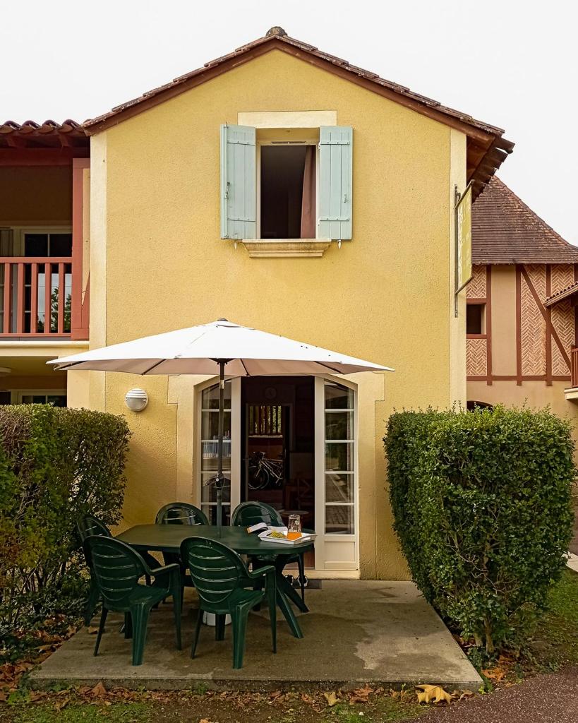 Maison de vacances pour détente dans résidence familiale avec prêt de vélos photo 1