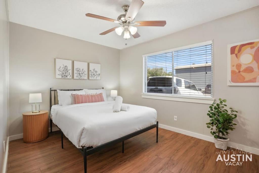 Cook and Gather Around in a Fully Equipped Apartment photo 4