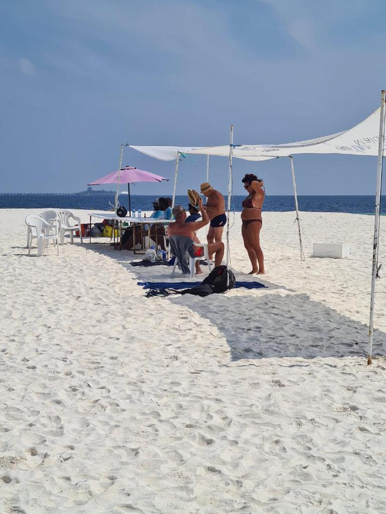 Local Travel Beach Maldives photo 3