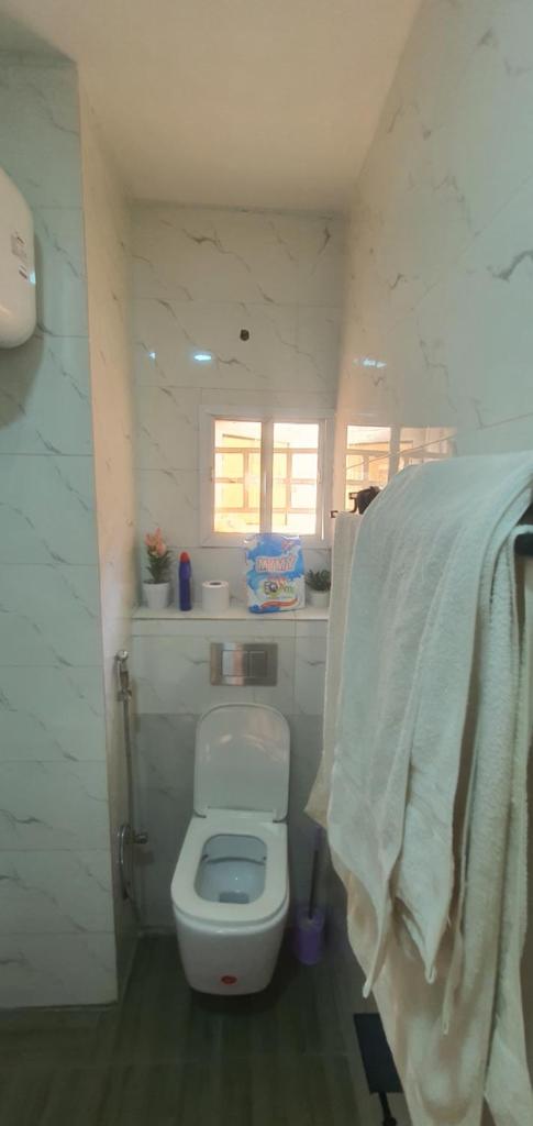 Abuja Two bedroom luxury short-let( The paradise court) photo 2