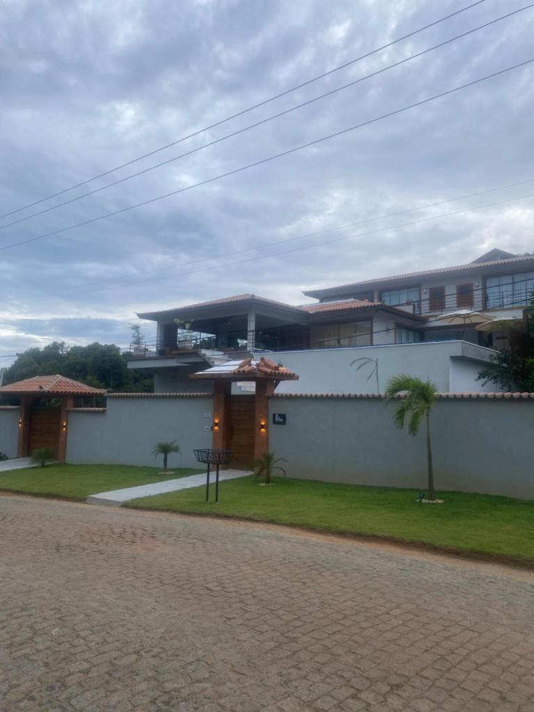 Casa alto padrão a 100 metros da praia brava photo 2