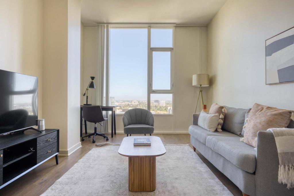 San Jose 1BR w Pool WD Gym nr highways SFO-805