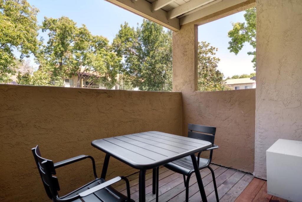 Mountain View 1BR w Pool Gym WD nr Target SFO-1095 photo 4