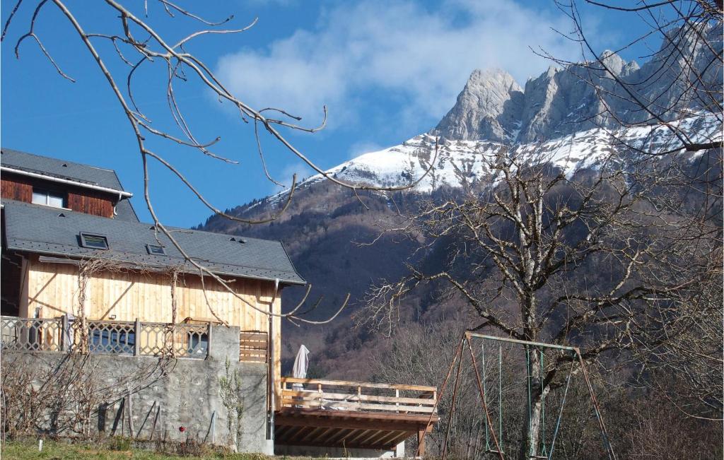Awesome Home In Juvigny With Wifi And 2 Bedrooms