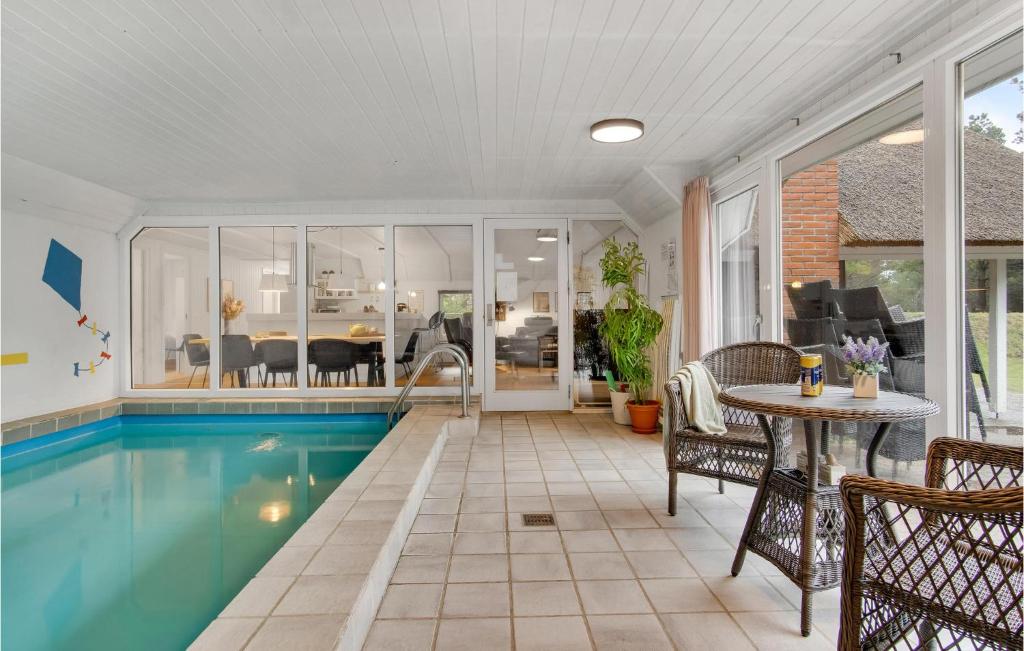 Amazing Home In Blvand With 4 Bedrooms, Sauna And Indoor Swimming Pool photo 1