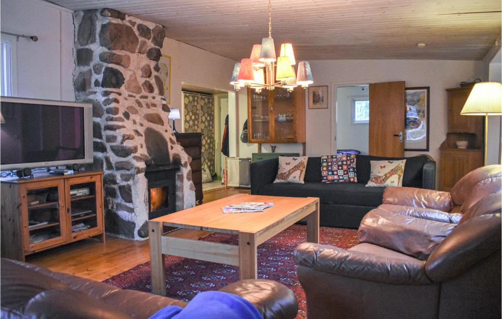 Awesome Home In Hr With 2 Bedrooms And Wifi photo 1