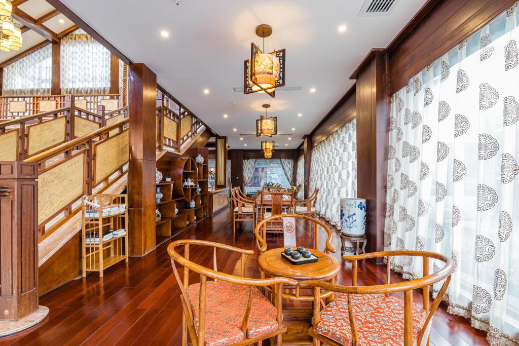 S&N Hotel Sanqingshan photo 3